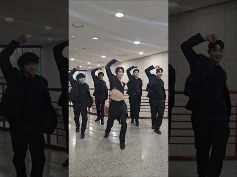 saem 인기가요 'Breathe me in' 챌린지 thumbnail
