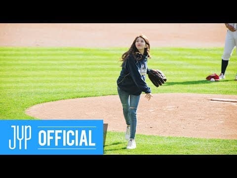 수지(Suzy) "2017 KBO 한국 시리즈 4차전" 시구 비하인드 thumbnail