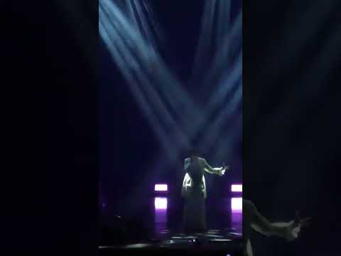 부산 으락카!!제대로 걸린 듯이요ㅎ몇 도시 더 가면 완성형이 나올 것 같은데요?😁#김장훈 #김장훈전국투어 전주,의정부,안양,수원,하남,용인 #네이버티켓 #놀ㄷ지켓 #숲튽훈 thumbnail