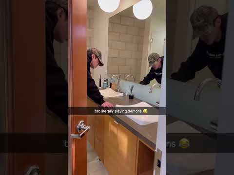 IS NOTHING SACRED ANYMORE 😭 my toilet time… thumbnail