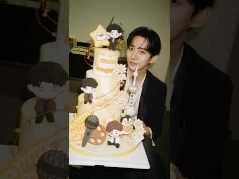 Memory of Shanghai 🎞️✨#이준호 #LEEJUNHO #李俊昊 #O3Collective thumbnail
