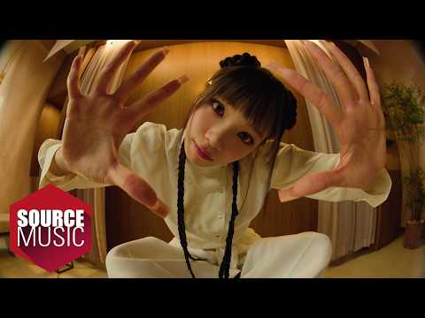 LE SSERAFIM (르세라핌) 'BOOMPALA' MV TEASER 2 thumbnail