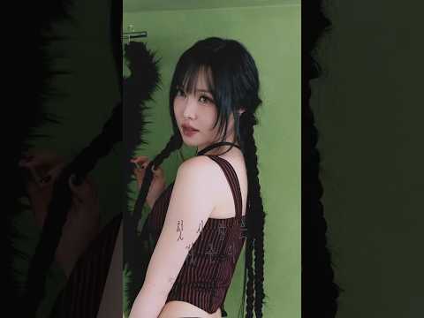 [BACKSTAGE] 첫사랑은 저주다 (Love Ver.) thumbnail
