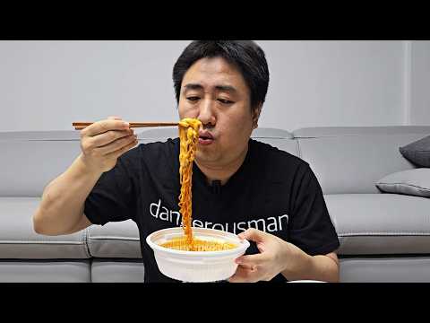 SNS에서 유행중인 페이커 왕뚜껑 국물라볶이 thumbnail