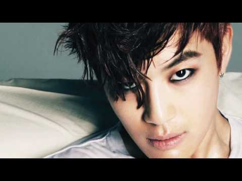 SE7EN - 1st Look Magazine Cover Shoot (2012 April Issue) thumbnail