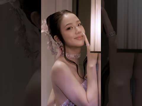 First Met Gala, JISOO in New York #JISOO #Dior #Cartier #MetGala thumbnail